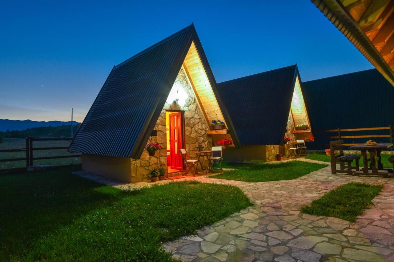 Cottages Big Bear Žabljak Exteriör bild